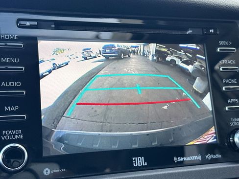 Used 2020 Toyota Sienna SE w/ SE Preferred Package image 25