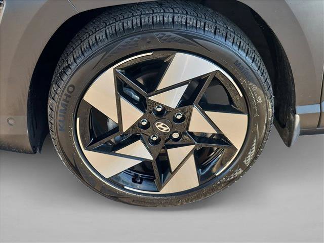 Used 2024 Hyundai Kona Limited FWD image 24