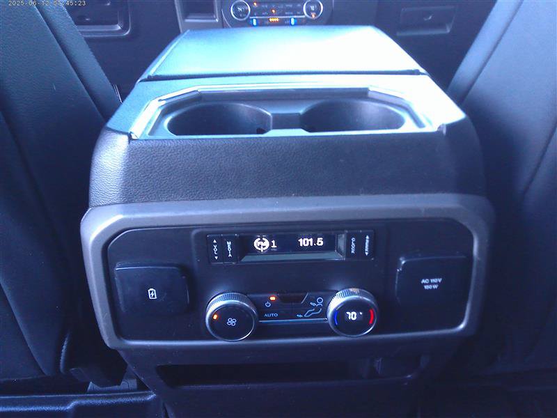 Used 2019 Ford Expedition XLT w/ Equipment Group 202A AWD/4WD image 22