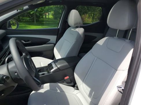 Used 2025 Hyundai Santa Cruz SEL AWD/4WD image 5
