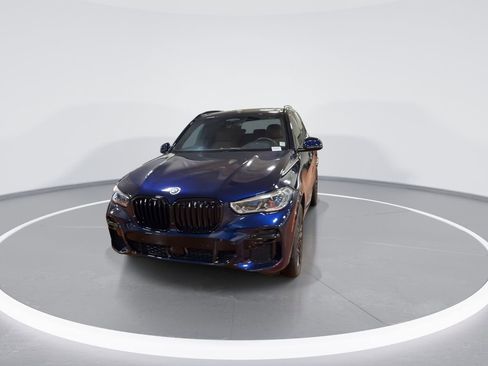 Certified 2023 BMW X5 M50i w/ Executive Package image 3