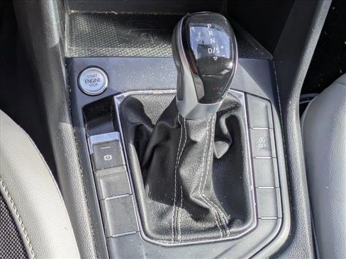 Used 2022 Volkswagen Taos SE image 13