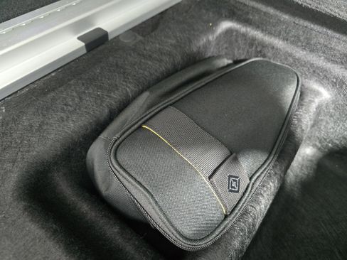 Used 2024 Rivian R1S Adventure AWD/4WD image 34