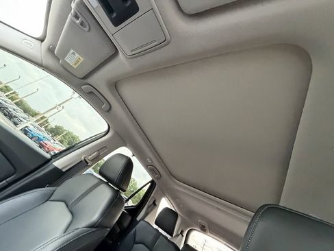 Used 2023 Honda Pilot Touring image 35