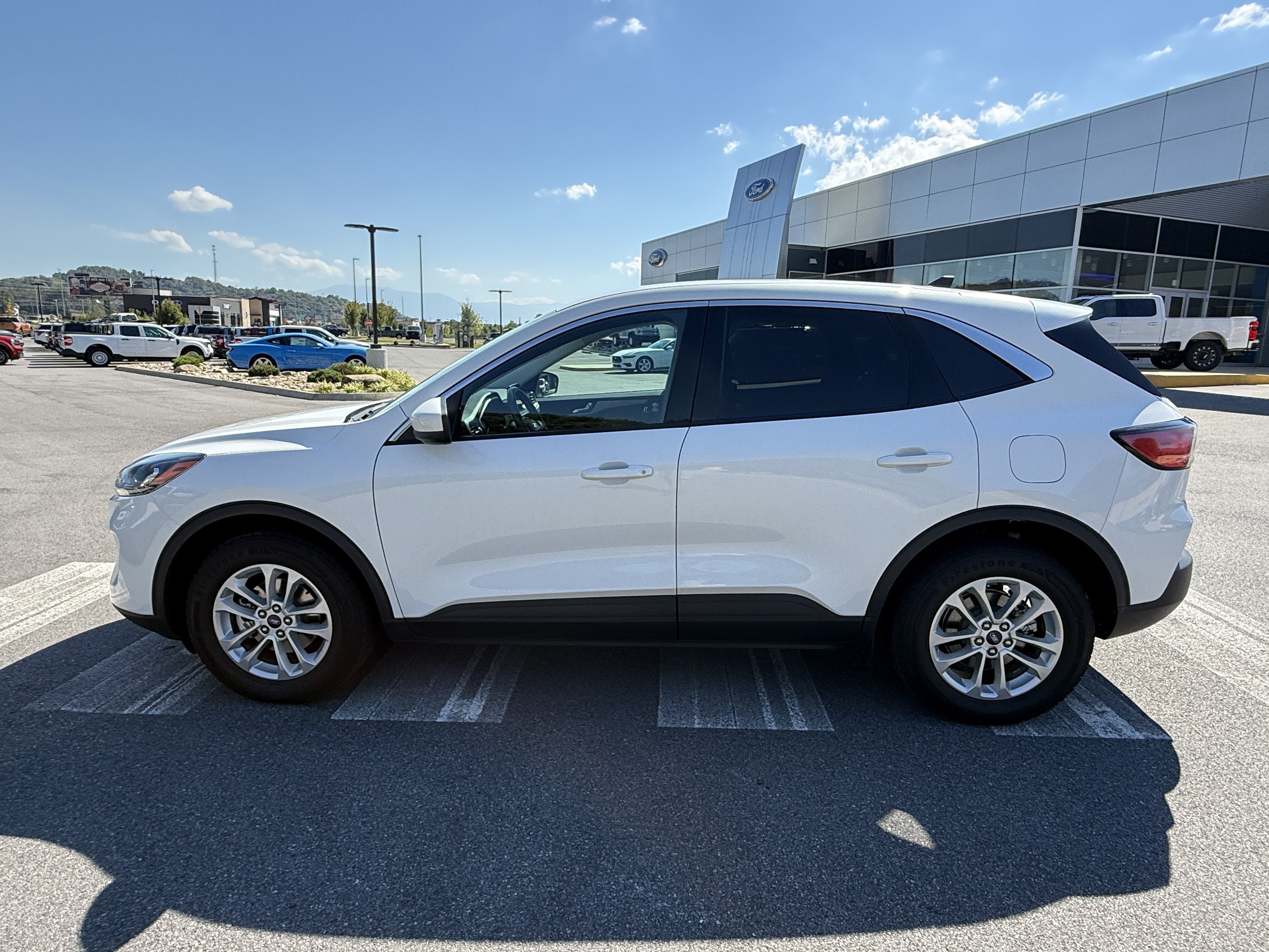 Used 2021 Ford Escape SE w/ Convenience Package AWD/4WD image 13