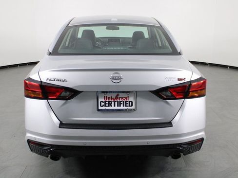 Certified 2023 Nissan Altima 2.5 SR image 8