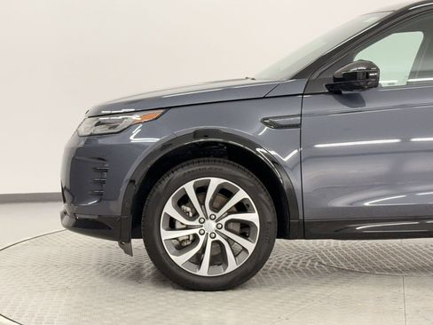 New 2025 Land Rover Discovery Sport Dynamic SE image 19