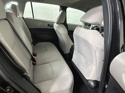 Used 2022 Toyota Corolla Cross L AWD/4WD image 29