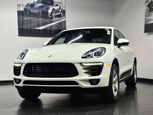 Used 2018 Porsche Macan Sport Edition AWD/4WD image 5