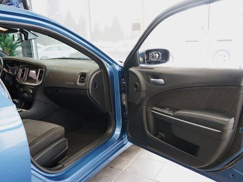 Used 2022 Dodge Charger SXT image 36