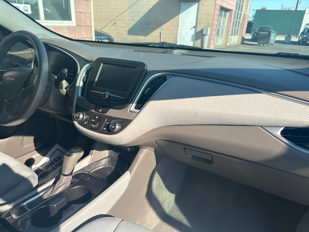 Used 2016 Chevrolet Malibu LS FWD image 8