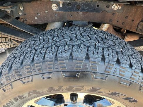 Used 2016 Ford F350 Platinum image 8