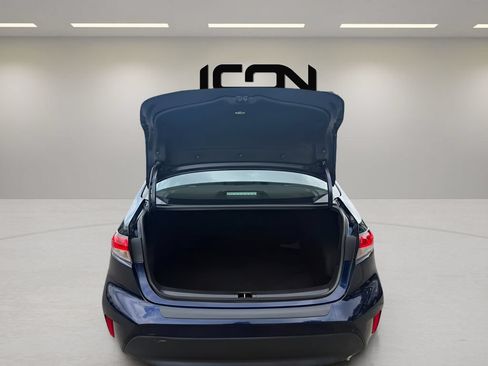 Used 2025 Toyota Corolla LE FWD image 20