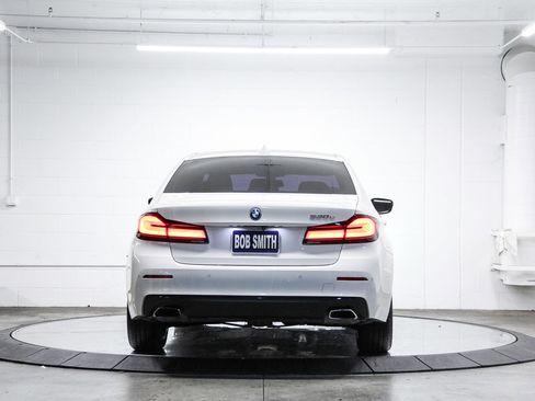 Certified 2023 BMW 530e w/ Premium Package image 5