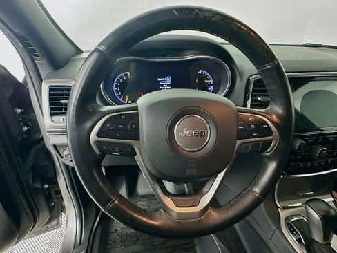 Used 2019 Jeep Grand Cherokee Limited AWD/4WD image 15