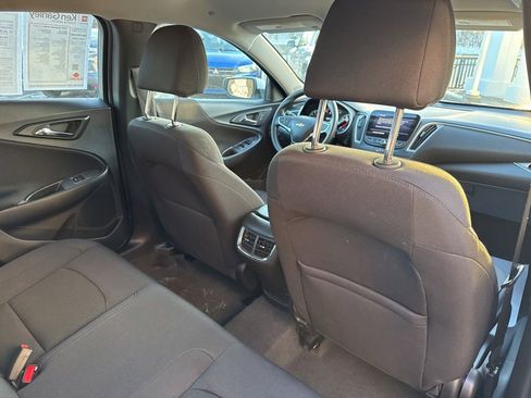 Used 2024 Chevrolet Malibu LT image 24