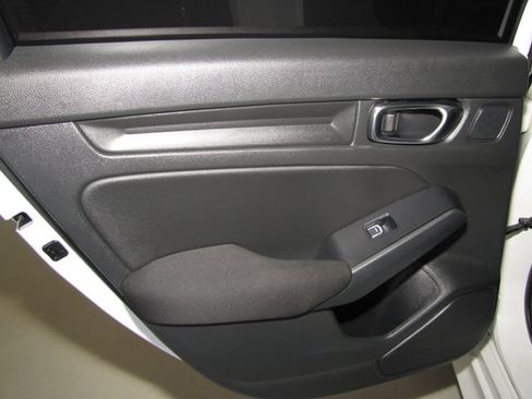 Certified 2024 Honda Civic Sport image 13