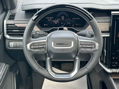New 2026 GMC Acadia Denali w/ Super Cruise Package FWD image 25