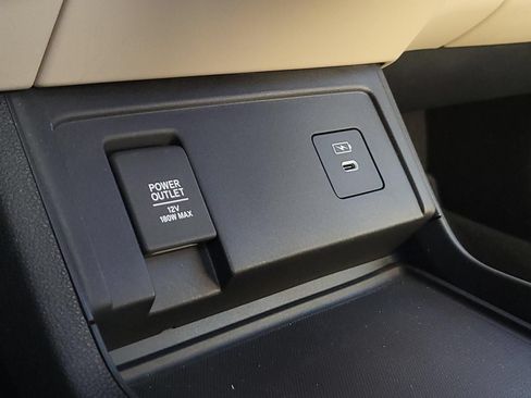 Used 2024 Acura RDX SH-AWD image 23