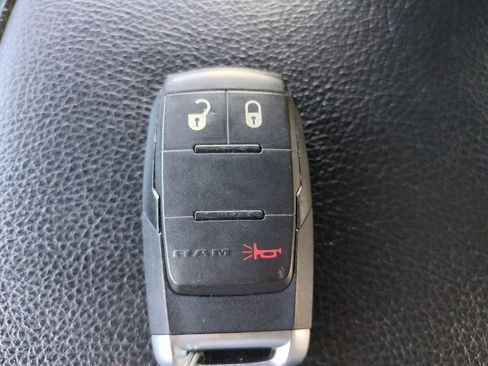 Used 2024 RAM 2500 Big Horn image 34