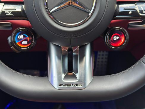 Used 2025 Mercedes-Benz S 63 AMG S image 25