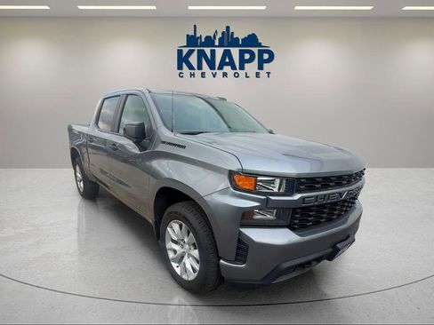 Used 2020 Chevrolet Silverado 1500 Custom w/ Custom Value Package image 6