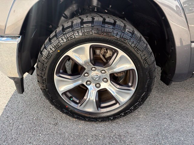 Used 2022 RAM 1500 Laramie AWD/4WD image 12