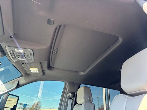 Certified 2025 Chevrolet Silverado 2500 ZR2 w/ Technology Package image 14