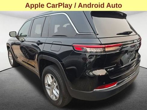 Used 2023 Jeep Grand Cherokee Laredo X AWD/4WD image 8