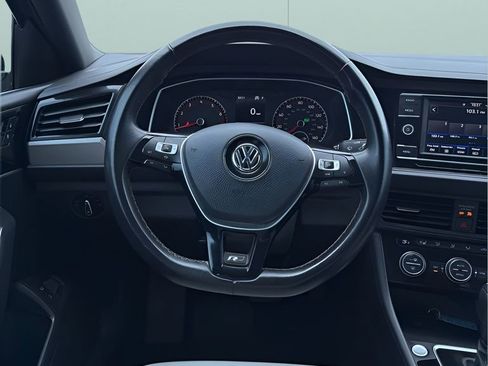 Used 2021 Volkswagen Jetta SE FWD image 16