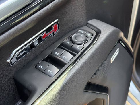 Used 2025 GMC Sierra 1500 AT4 AWD/4WD image 22