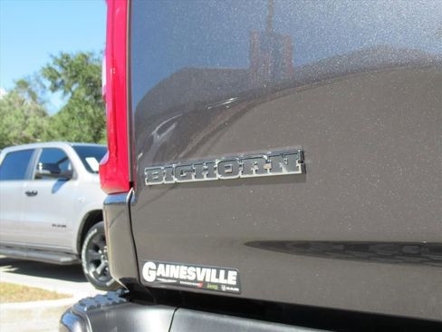 New 2026 RAM 1500 4x4 Crew Cab image 8