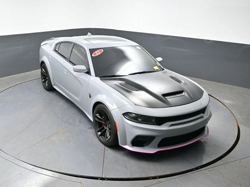Used 2022 Dodge Charger SRT Hellcat w/ Harman/Kardon Audio Group RWD image 17