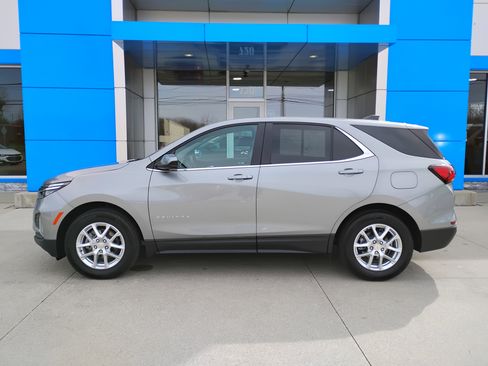 Used 2024 Chevrolet Equinox LT FWD image 31