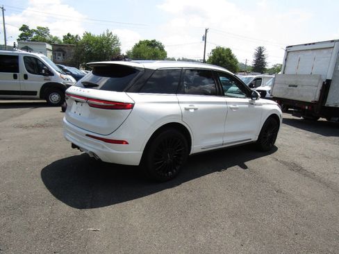 Used 2022 Lincoln Corsair Reserve image 46