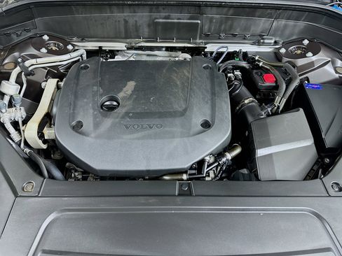 Used 2024 Volvo XC90 B6 Plus image 33