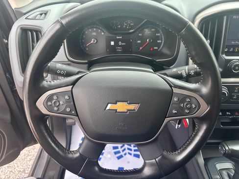 Used 2021 Chevrolet Colorado Z71 w/ Safety Package AWD/4WD image 33
