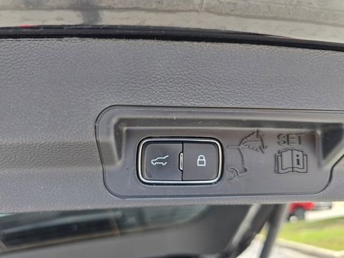 Used 2023 Ford Explorer XLT w/ Equipment Group 202A image 15