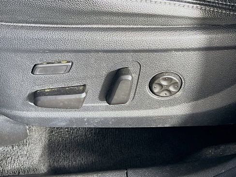 Used 2019 Hyundai Santa Fe FWD image 13