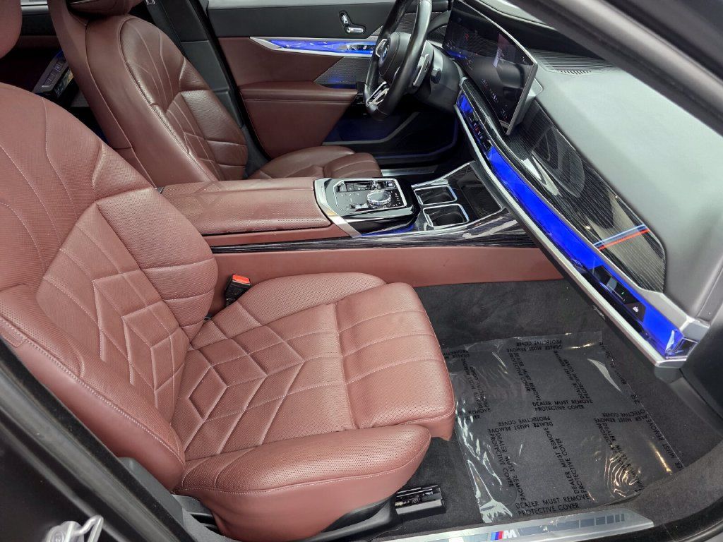 Certified 2023 BMW 740i w/ Executive Package RWD image 27