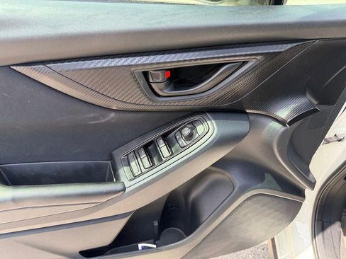 Used 2019 Subaru Crosstrek 2.0i w/ Eyesight System image 23