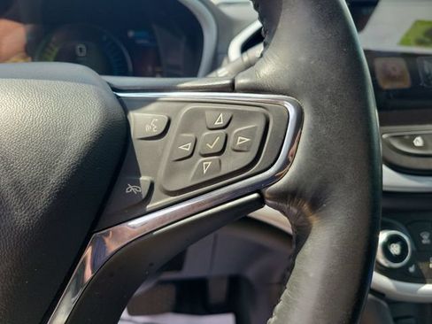 Used 2017 Chevrolet Volt LT w/ Comfort Package FWD image 31