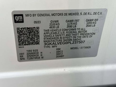 Used 2023 GMC Terrain SLT image 39