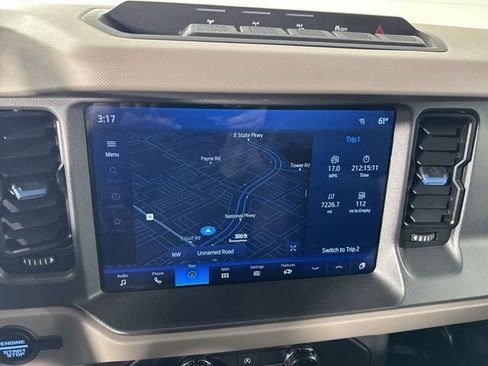 Used 2024 Ford Bronco Wildtrak image 6