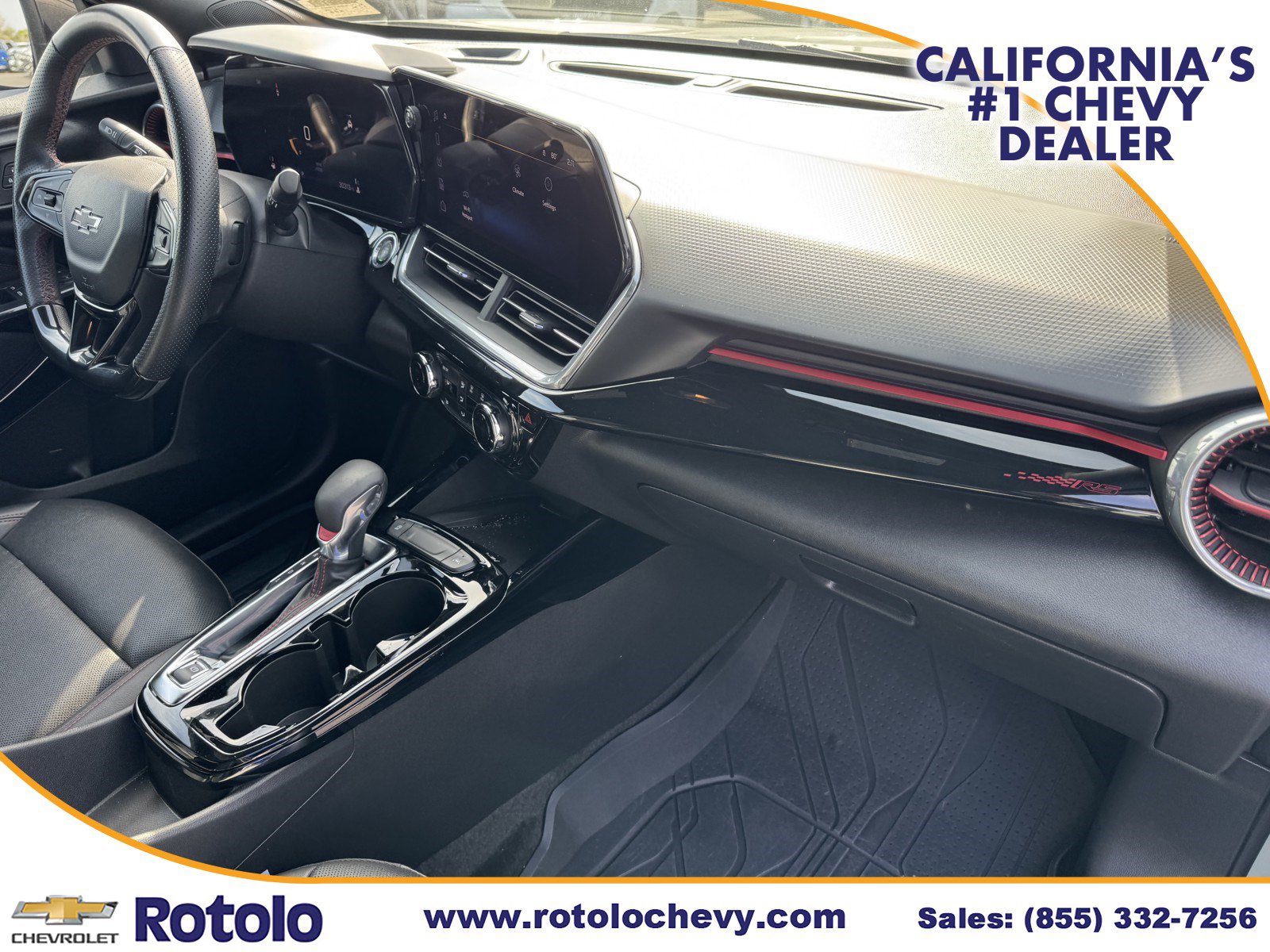 Used 2024 Chevrolet Trax RS w/ Sunroof Package FWD image 7