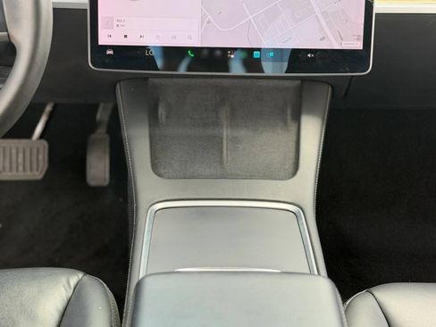 Used 2021 Tesla Model 3 Standard Range Plus RWD image 28