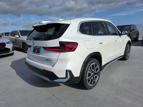 New 2026 BMW X1 xDrive28i w/ Convenience Package image 4