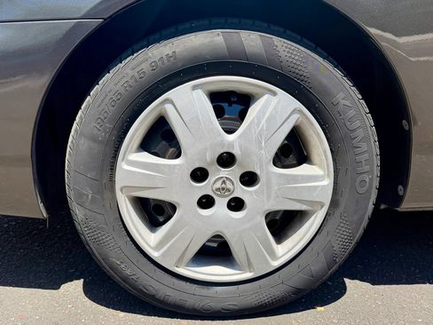 Used 2005 Toyota Corolla LE w/ JBL Value Pkg FWD image 15