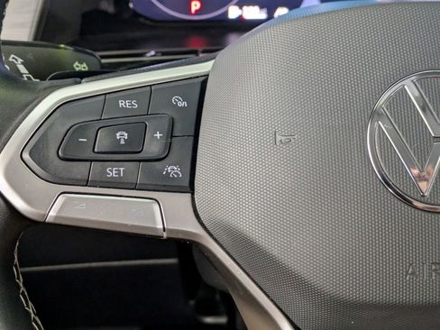 Used 2025 Volkswagen Atlas Cross Sport SE AWD/4WD image 20