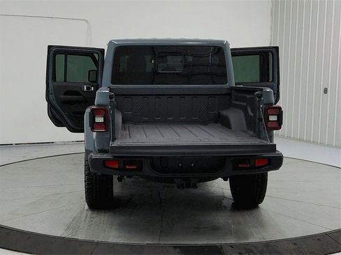 New 2026 Jeep Gladiator Rubicon w/ Steel Bumper Group image 14